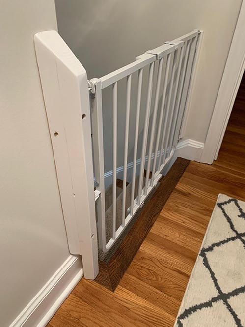 baby gate for diagonal opening